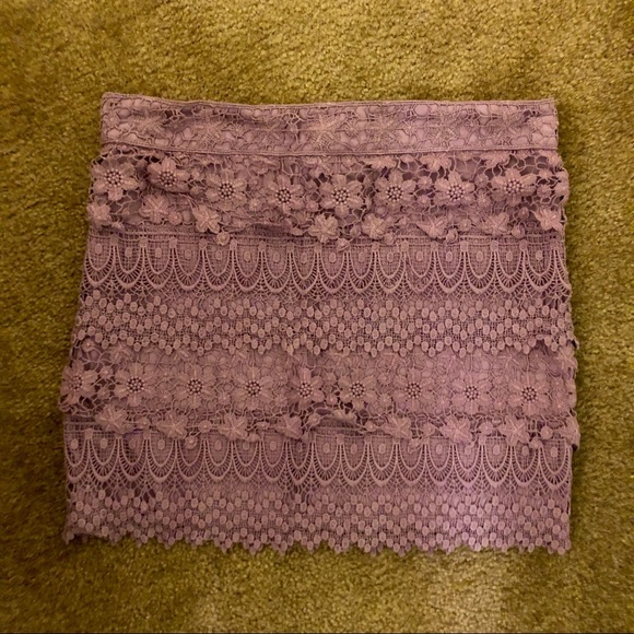 American Eagle Outfitters Dresses & Skirts - American Eagle Purple lace skirt